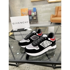 Givenchy Sneakers